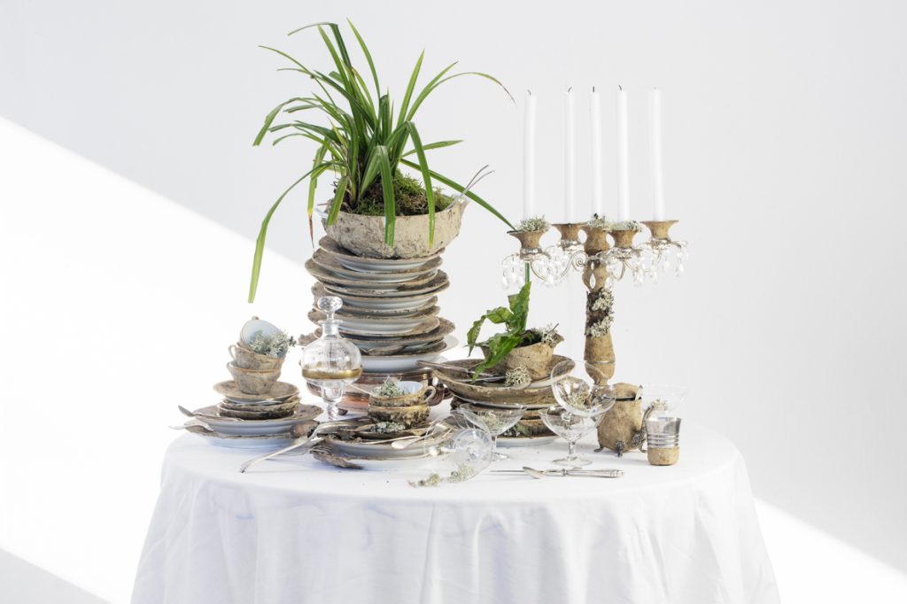 BARBARA SCHROEDER table Germaine galerie 21