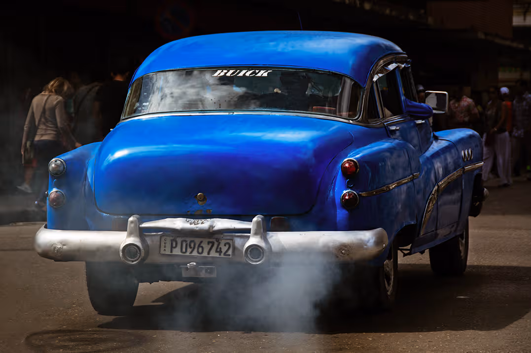 Azul Coche par Betbeder Patrick Galerie 21 Azul Coche par Betbeder Patrick – Image 1
